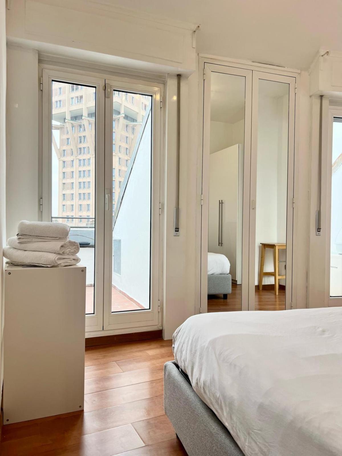 Comecasa 2 Bedrooms Apartment 450Mt From Duomo Milan Luaran gambar